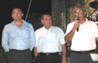 D. José J. Gázquez, D. Pedro Llamas y  D. Alfredo Martínez durante el pregón.