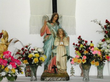 Interior Ermita Santa Cruz.